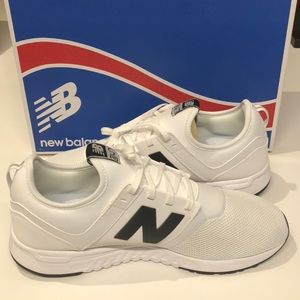 New with box New Balance 247